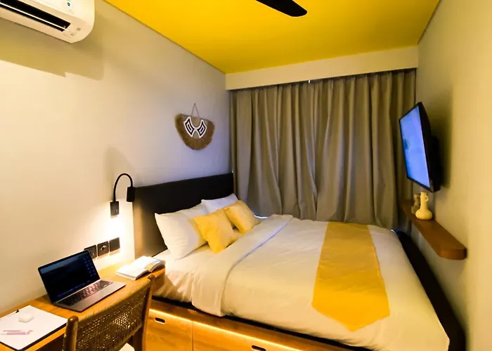 Sokkool Coliving And Coworking - Near Berawa Hotel Canggu
