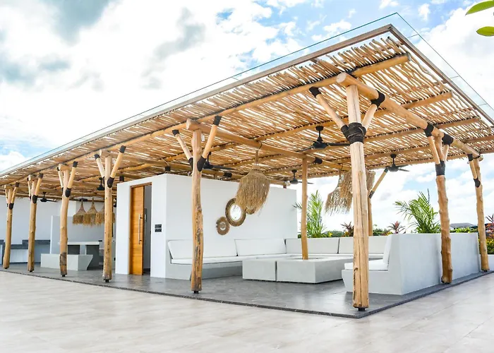 Sokkool Coliving And Coworking - Near Berawa Hotel 3*