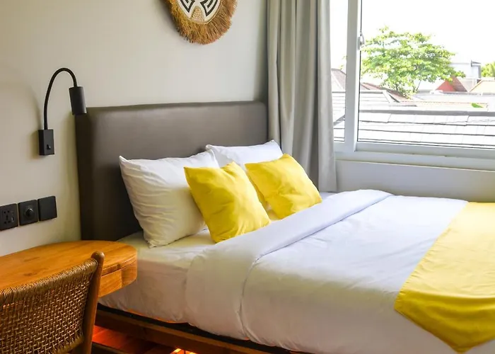 Sokkool Coliving And Coworking - Near Berawa Hotel Canggu