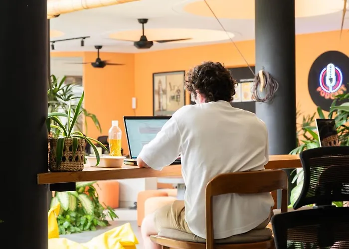 Sokkool Coliving And Coworking - Near Berawa Hotel
