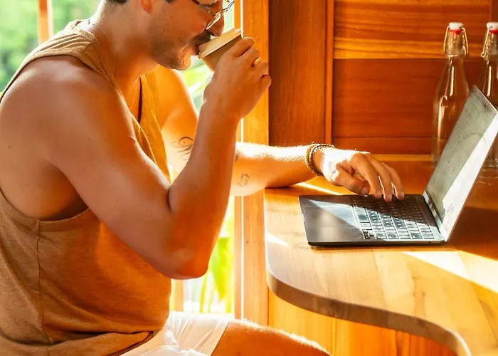 Sokkool Coliving And Coworking - Near Berawa 3*