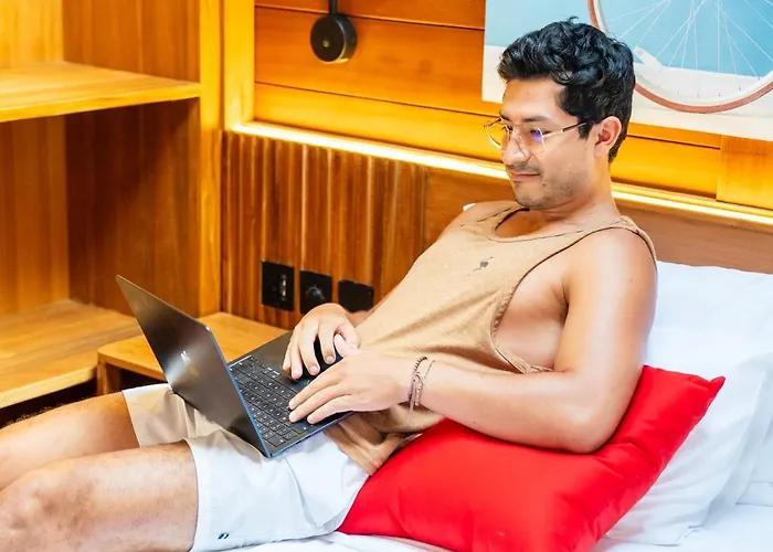 Hotel Sokkool Coliving And Coworking - Near Berawa
