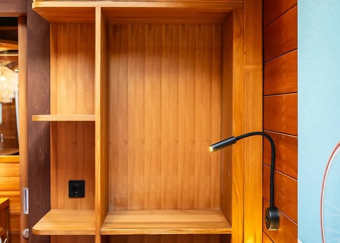 Hotel Sokkool Coliving And Coworking - Near Berawa Canggu