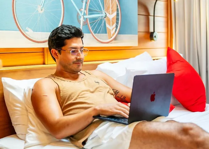 Sokkool Coliving And Coworking - Near Berawa 3* Canggu
