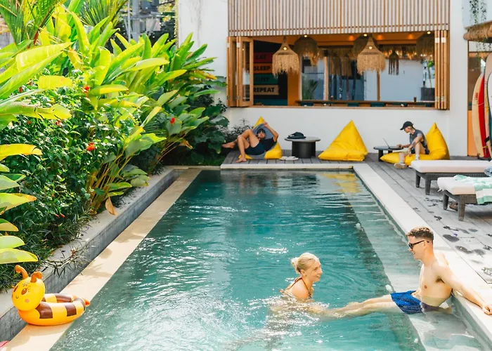 Sokkool Coliving And Coworking - Near Berawa Hotel Canggu