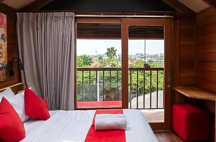 Sokkool Coliving And Coworking - Near Berawa Hotel Canggu