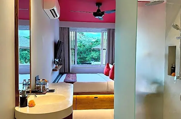 Sokkool Coliving And Coworking - Near Berawa Hotel